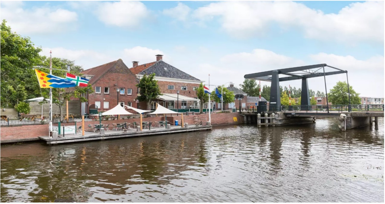 Logies Eetcafe de Brug